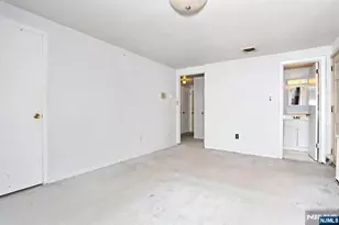 294 Kastler Ct, New Milford, NJ 07646 - Photo 23