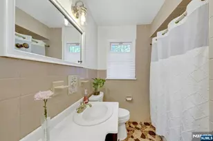 21 Hickory Dr, Oakland, NJ 07436 - Photo 31
