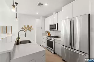 332 Newark Ave 4A, Jersey City, NJ 07302 - Photo 11