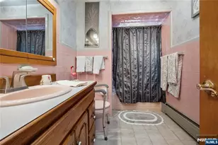 1468 Alps Rd, Wayne, NJ 07470 - Photo 17
