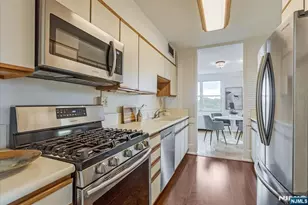 926 Bloomfield Ave, Glen Ridge, NJ 07028 - Photo 15