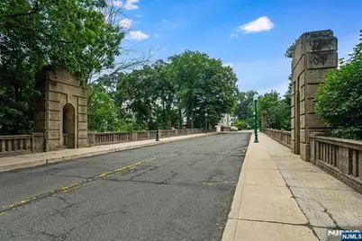 926 Bloomfield Avenue, Glen Ridge, NJ 07028 - Photo 25