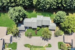 14 Parsons Ct, Mahwah, NJ 07430 - Photo 11