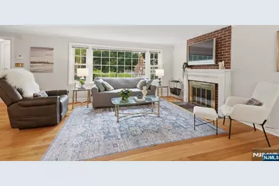 10 College Avenue, Montclair, NJ 07043 - Photo 3