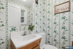 10 College Ave, Montclair, NJ 07043 - Photo 9