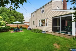 10 College Ave, Montclair, NJ 07043 - Photo 23