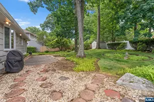 168 Rafkind Rd, Bloomingdale, NJ 07403 - Photo 23