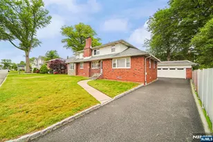 44 Roosevelt St, Little Ferry, NJ 07643 - Photo 3