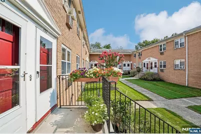 725 Joralemon Street 127 #127, Belleville, NJ 07109 - Photo 5