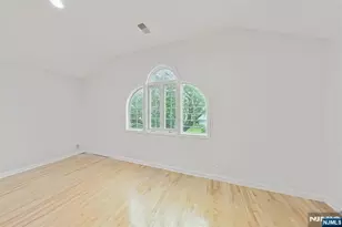 56 Eaton Pl, Bloomfield, NJ 07003 - Photo 33