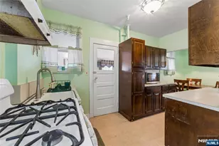 30 Bremond St, Belleville, NJ 07109 - Photo 13