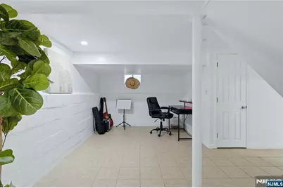 15 Crystal Avenue, West Orange Township, NJ 07052 - Photo 35