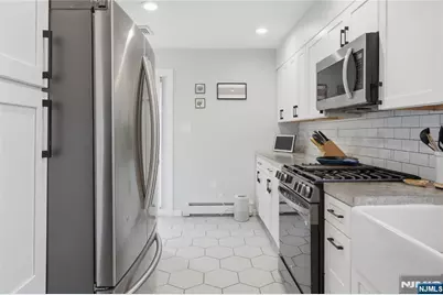 226 Edison Street, Clifton, NJ 07013 - Photo 5