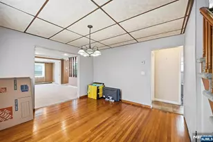 719 Ten Eyck Ave, Lyndhurst Township, NJ 07071 - Photo 11
