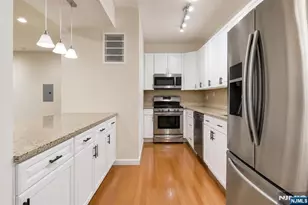 150 61st Street 2L, West New York, NJ 07093 - Photo 13