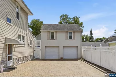 72 Maitland Avenue, Hawthorne, NJ 07506 - Photo 3