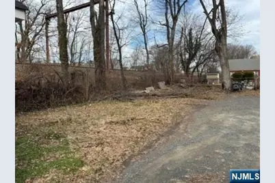 525 Argyle Avenue, Orange, NJ 07050 - Photo 11