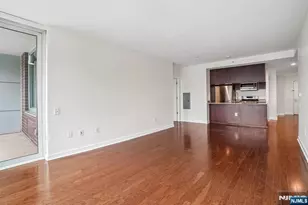 1215 Hudson Park, Edgewater, NJ 07020 - Photo 7