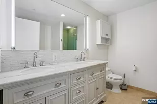 1215 Hudson Park, Edgewater, NJ 07020 - Photo 23