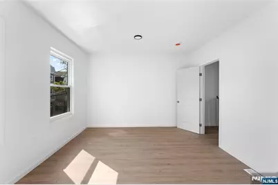 43 Cortland Street, Newark, NJ 07105 - Photo 17