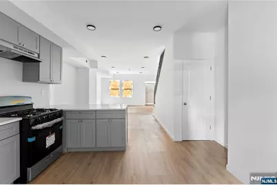 43 Cortland Street, Newark, NJ 07105 - Photo 7