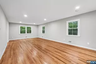 12 Apache Rd, Wayne, NJ 07470 - Photo 9