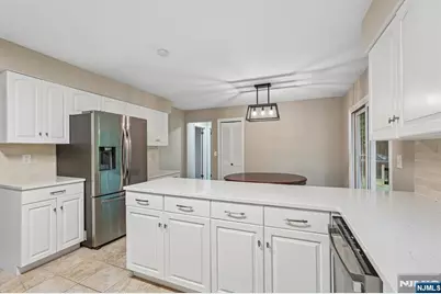 12 Apache Road, Wayne, NJ 07470 - Photo 17