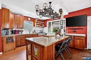 90 7th St, Ridgefield Park, NJ 07660 - Photo 9