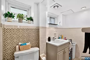 90 7th St, Ridgefield Park, NJ 07660 - Photo 23
