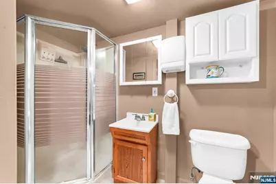 63 Hazel Avenue, Livingston, NJ 07039 - Photo 21