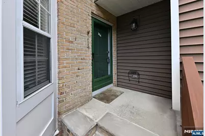 354 Stiles Court, West Orange Township, NJ 07052 - Photo 3