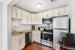 2 Grand 3, Hawthorne, NJ 07506 - Photo 11