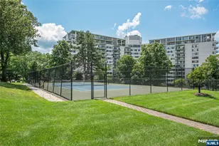 2 Claridge Dr 8Hw, Verona, NJ 07044 - Photo 39