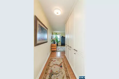2 Claridge Drive 8Hw #8HW, Verona, NJ 07044 - Photo 15