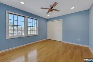 375 Sanford Ave, Lyndhurst Township, NJ 07071 - Photo 23