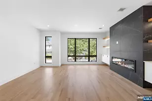 264 Grant Ave, Cliffside Park, NJ 07010 - Photo 9