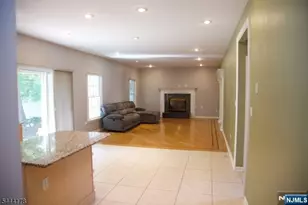 43 Cleveland Ave, East Hanover Township, NJ 07936 - Photo 13