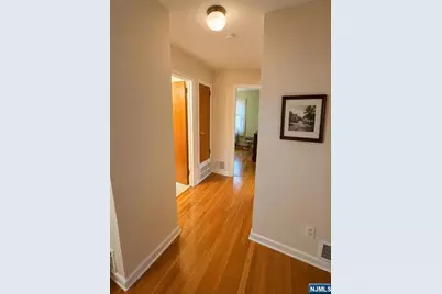 70 Bromley Place, Nutley, NJ 07110 - Photo 7