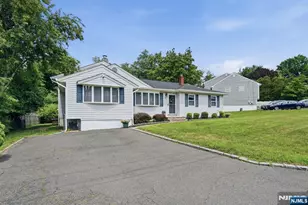 63 Stewart Ave, Little Falls Township, NJ 07424 - Photo 3