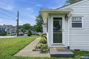 63 Stewart Ave, Little Falls Township, NJ 07424 - Photo 5