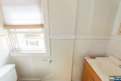 98 Westville Avenue, Caldwell, NJ 07006 - Photo 15