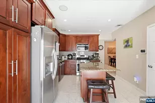 2 6th St, Ridgefield Park, NJ 07660 - Photo 17