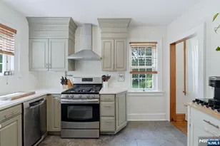 50 Payne Ave, Midland Park, NJ 07432 - Photo 17