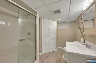 49 Washington Ave, River Edge, NJ 07661 - Photo 31