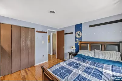 143 Grove Street, Bergenfield, NJ 07621 - Photo 23