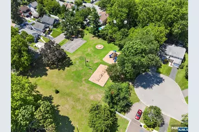 143 Grove Street, Bergenfield, NJ 07621 - Photo 39