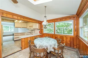 17 South Dr, Woodland Park, NJ 07424 - Photo 7