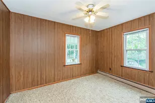 17 South Dr, Woodland Park, NJ 07424 - Photo 15