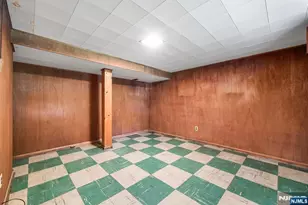 10 Greenwich St, Bergenfield, NJ 07621 - Photo 19
