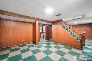 10 Greenwich St, Bergenfield, NJ 07621 - Photo 21